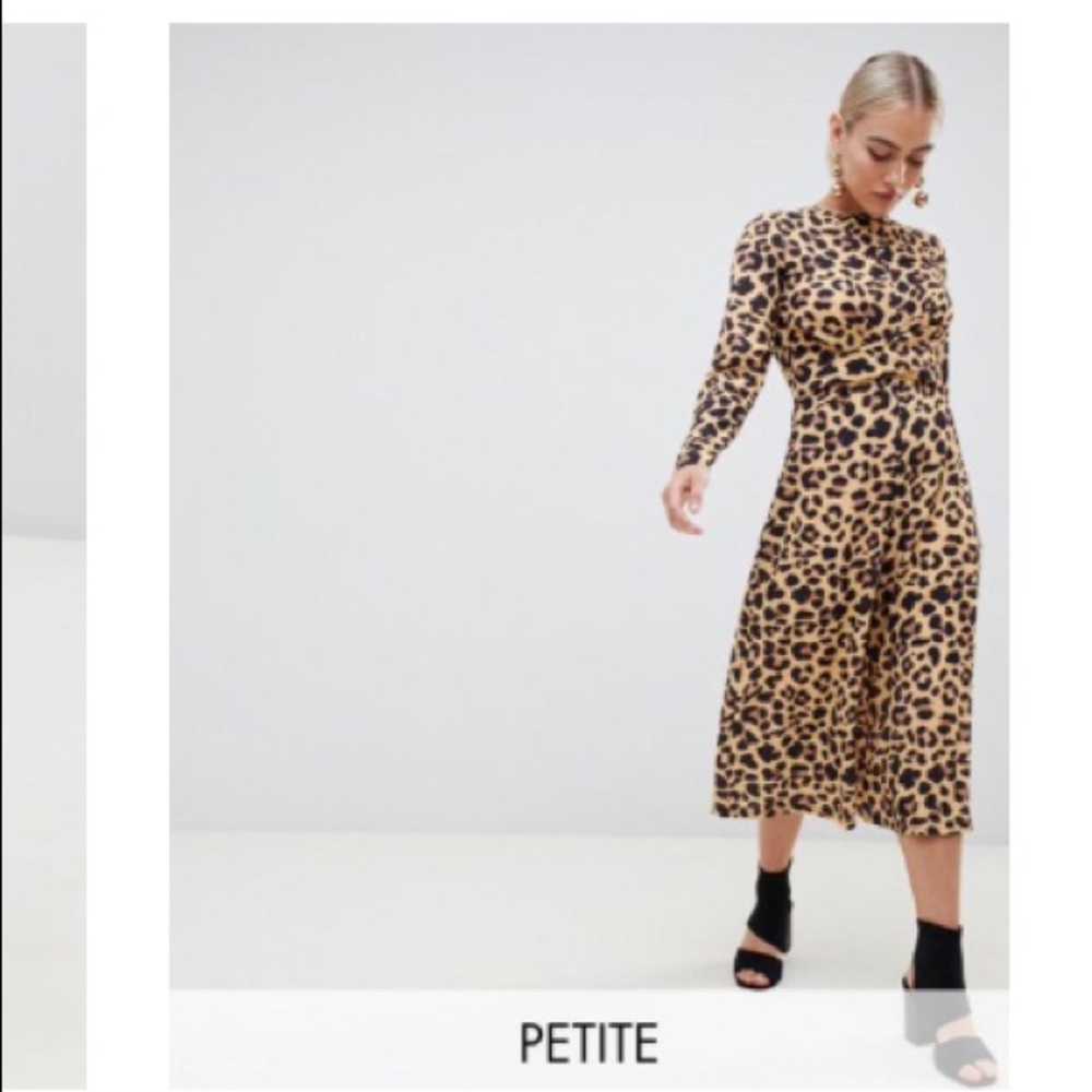 NWT US 4 petite Boohoo culotte jumpsuit in leopard